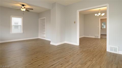 6210 Forest, Parma, OH 44129 photo 5