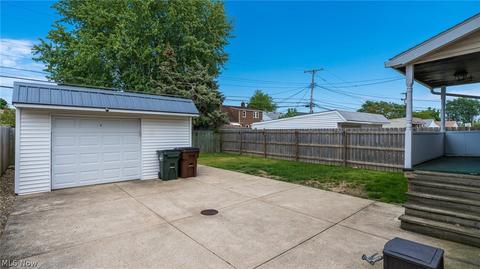 6210 Forest, Parma, OH 44129 photo 29
