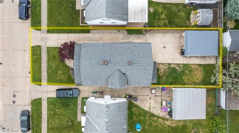 6210 Forest, Parma, OH 44129 photo 3