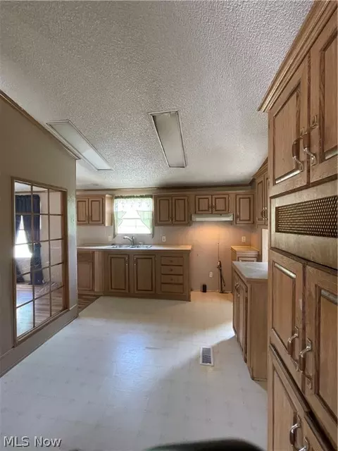 40471 Applegate Rd, Lisbon, OH 44432 photo 5