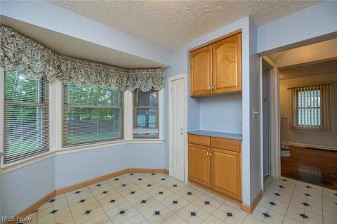 5202 Albertly Ave, Parma, OH 44134 photo 8