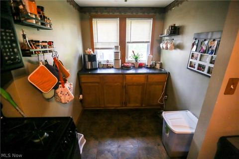 312 Ohio St, Elyria, OH 44035 photo 5