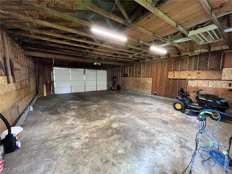 213 9th St, Elyria, OH 44035 photo 28