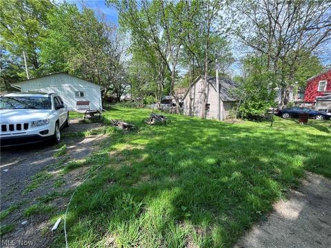 213 9th St, Elyria, OH 44035 photo 25