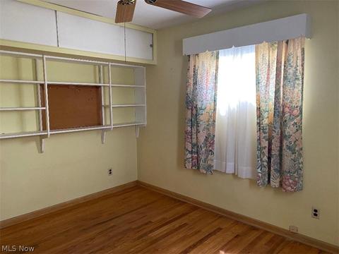 10600 River Edge Dr, Parma, OH 44130 photo 3