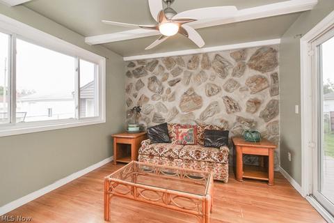 29962 Elgin Rd, Wickliffe, OH 44092 photo 4