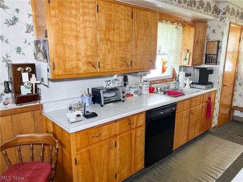27 Andrea Blvd, Niles, OH 44446 photo 5