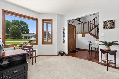 153 Buckingham Dr, Elyria, OH 44035 photo 9