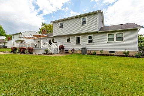 153 Buckingham Dr, Elyria, OH 44035 photo 5