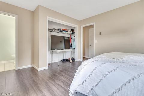 1807 Abbe Rd S, Elyria, OH 44035 photo 12