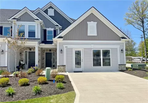 400 Salandra Ct #A-4, Avon Lake, OH 44012