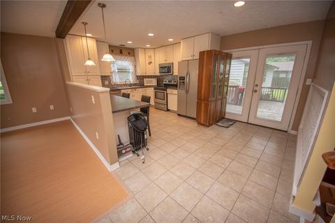 1714 Abbe Rd S, Elyria, OH 44035 photo 9