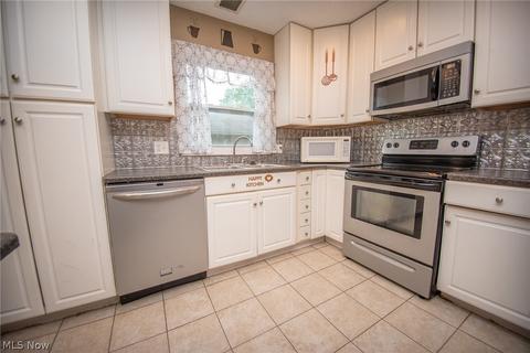 1714 Abbe Rd S, Elyria, OH 44035 photo 11