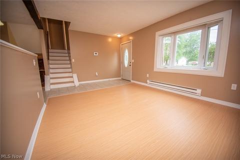 1714 Abbe Rd S, Elyria, OH 44035 photo 5