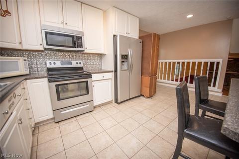 1714 Abbe Rd S, Elyria, OH 44035 photo 12