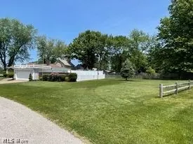 6230 Francis Ave, Ashtabula, OH 44004 photo 4
