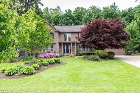 32720 Shadowbrook Dr, Solon, OH 44139 photo 1