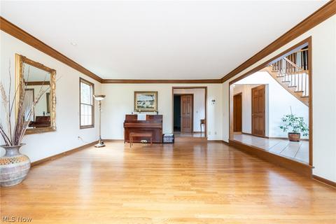 32720 Shadowbrook Dr, Solon, OH 44139 photo 5