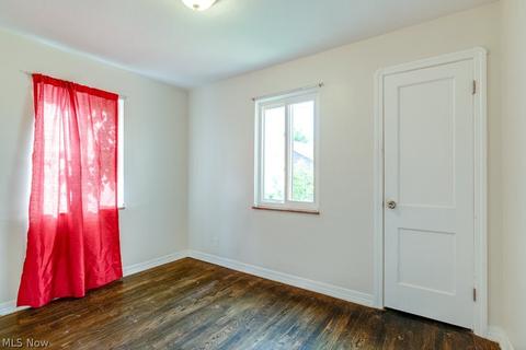 5811 Gilbert Ave, Parma, OH 44129 photo 15