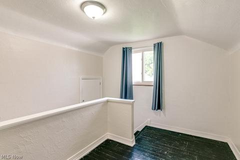 5811 Gilbert Ave, Parma, OH 44129 photo 18