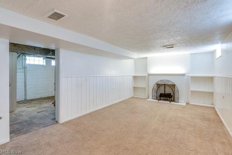 5811 Gilbert Ave, Parma, OH 44129 photo 23