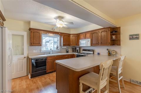 6121 Lake Rd W, Saybrook, OH 44004 photo 11