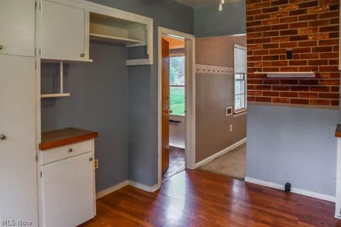 1637 Broad Ave NW, Canton, OH 44708 photo 12