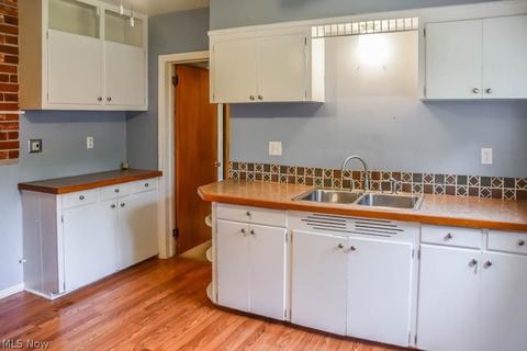 1637 Broad Ave NW, Canton, OH 44708 photo 10