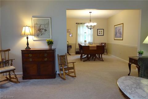 6003 Ely Vista Dr, Parma, OH 44129 photo 5