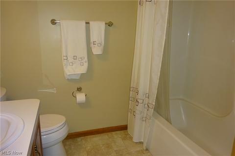 6003 Ely Vista Dr, Parma, OH 44129 photo 20
