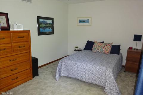 6003 Ely Vista Dr, Parma, OH 44129 photo 16