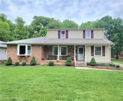 6891 Delmur Dr, Independence, OH 44131 photo 1