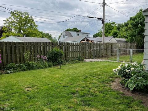 2024 E 44th St, Ashtabula, OH 44004 photo 20