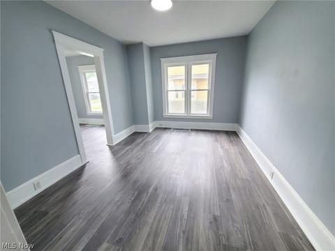 829 W 50th St, Ashtabula, OH 44004 photo 11