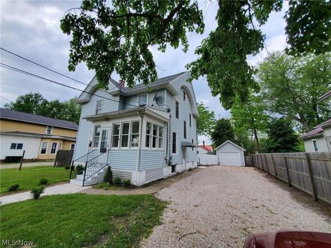 829 W 50th St, Ashtabula, OH 44004 photo 3