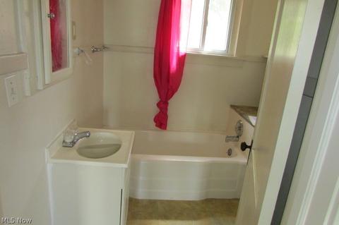 6122 Gateway Blvd S, Elyria, OH 44035 photo 8