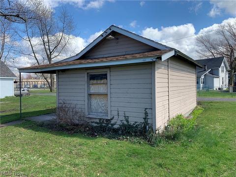 1650 Walnut Blvd, Ashtabula, OH 44004 photo 15