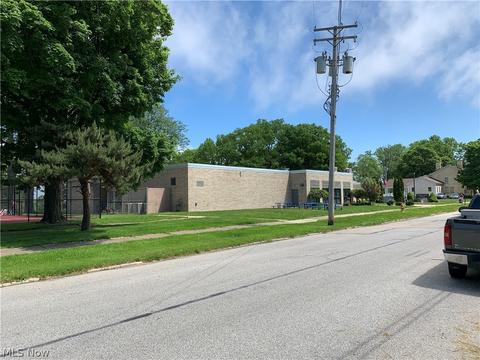 1650 Walnut Blvd, Ashtabula, OH 44004 photo 5