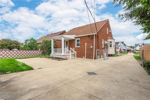 6313 Ackley Rd, Parma, OH 44129 photo 34