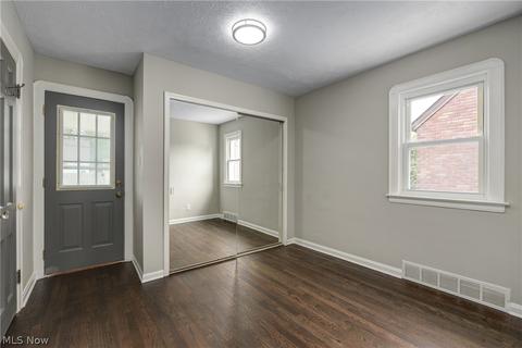 6313 Ackley Rd, Parma, OH 44129 photo 16