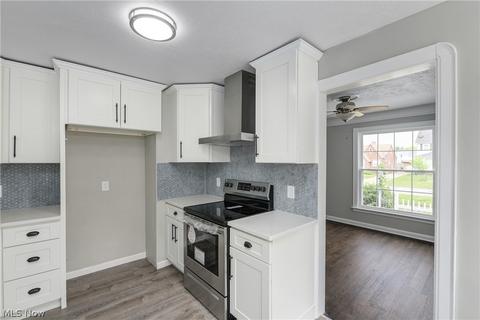 6313 Ackley Rd, Parma, OH 44129 photo 6