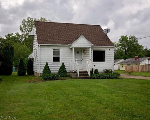314 Hilliard Rd, Elyria, OH 44035 photo 2