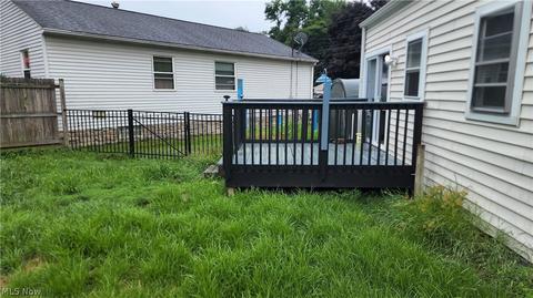 1265 Hilltop Dr, Akron, OH 44310 photo 24
