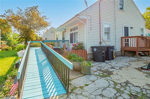1265 Hilltop Dr, Akron, OH 44310 photo 7
