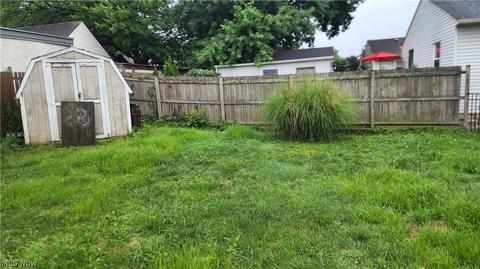 1265 Hilltop Dr, Akron, OH 44310 photo 25