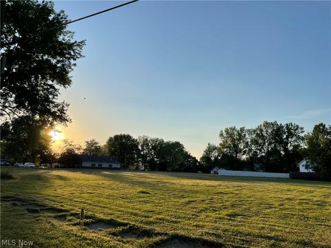 9555 Cloverleaf Rd, Windham, OH 44288 photo 6