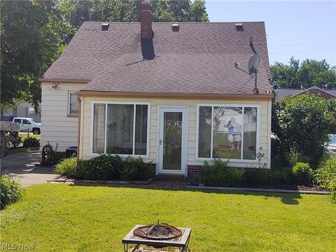 659 E 240th St, Euclid, OH 44123 photo 33