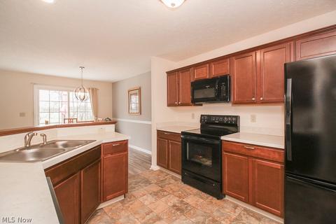 190 Westminster Way, Elyria, OH 44035 photo 6
