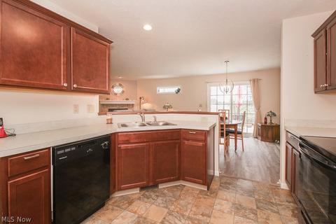 190 Westminster Way, Elyria, OH 44035 photo 5