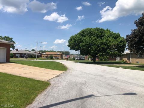 1425 Stadium Overlook Dr NW, Canton, OH 44708 photo 34